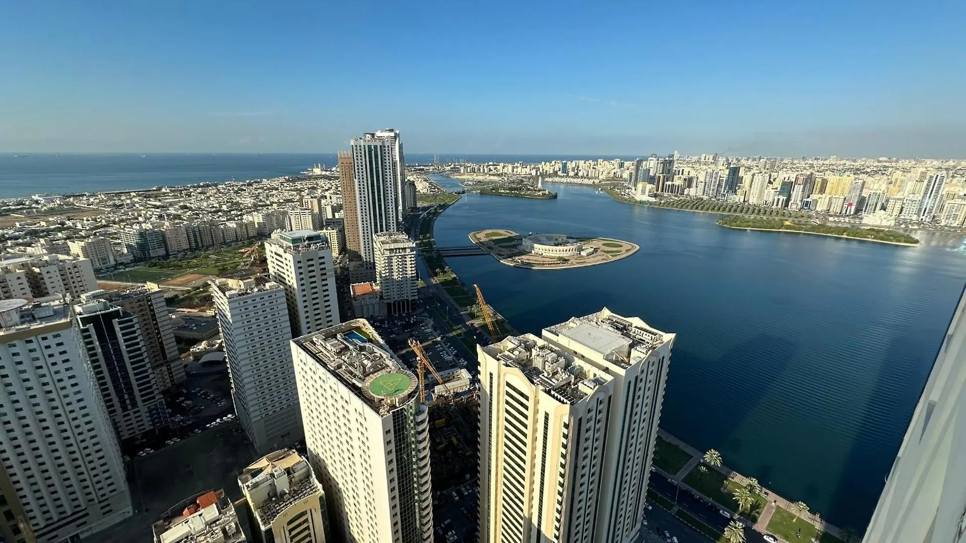 Luxury Appartement Amazing View 130M2 Al Majaz 3 Sharjah